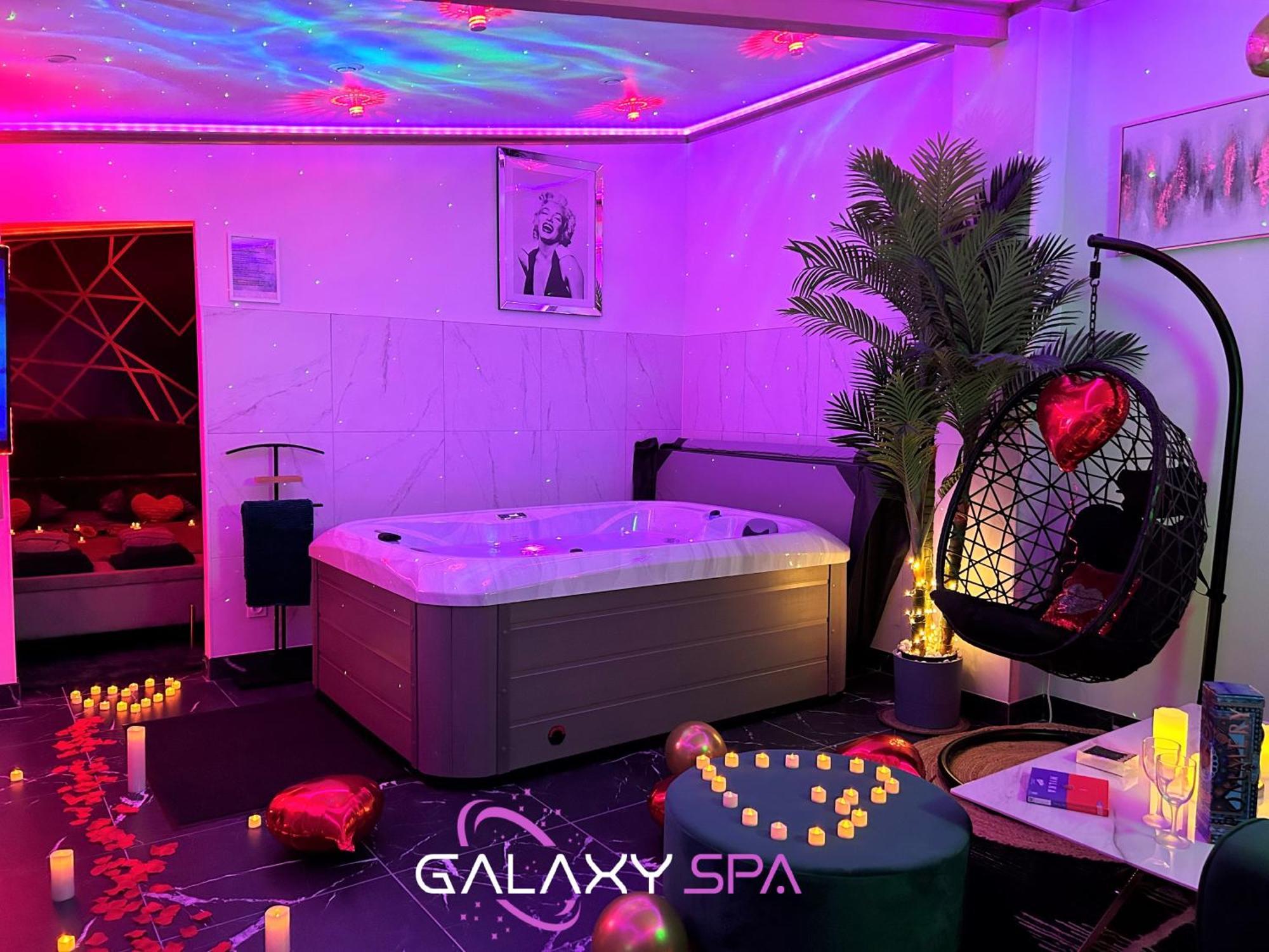 Galaxy Spa - Suite Jupiter Jacuzzi Privatif Champigneulles Εξωτερικό φωτογραφία