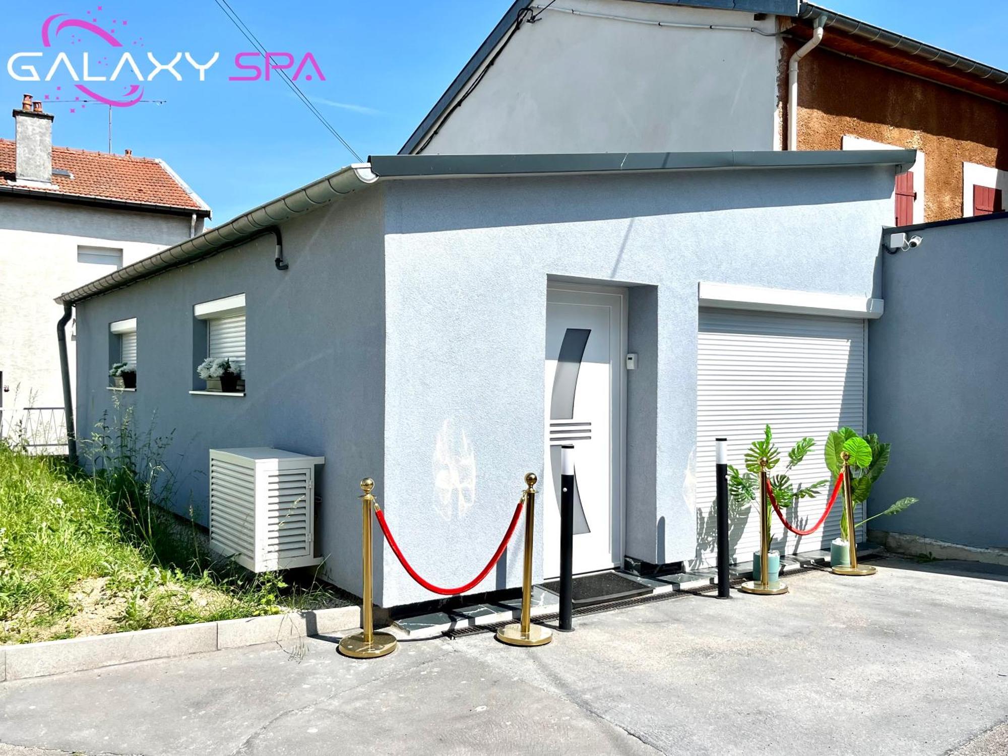 Galaxy Spa - Suite Jupiter Jacuzzi Privatif Champigneulles Εξωτερικό φωτογραφία